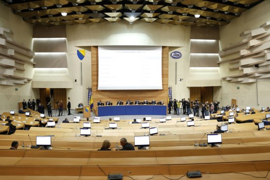 Održana Prva posebna zajednička sjednica oba doma PSBiH o temi „Poslanici/delegati pitaju – Vijeće ministara BiH odgovara“